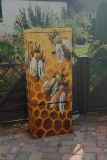 Stromkasten mit Bienenverziehrung